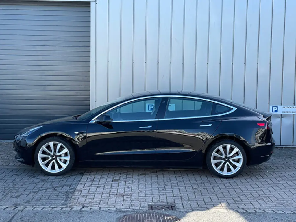 Tesla Model 3 3
