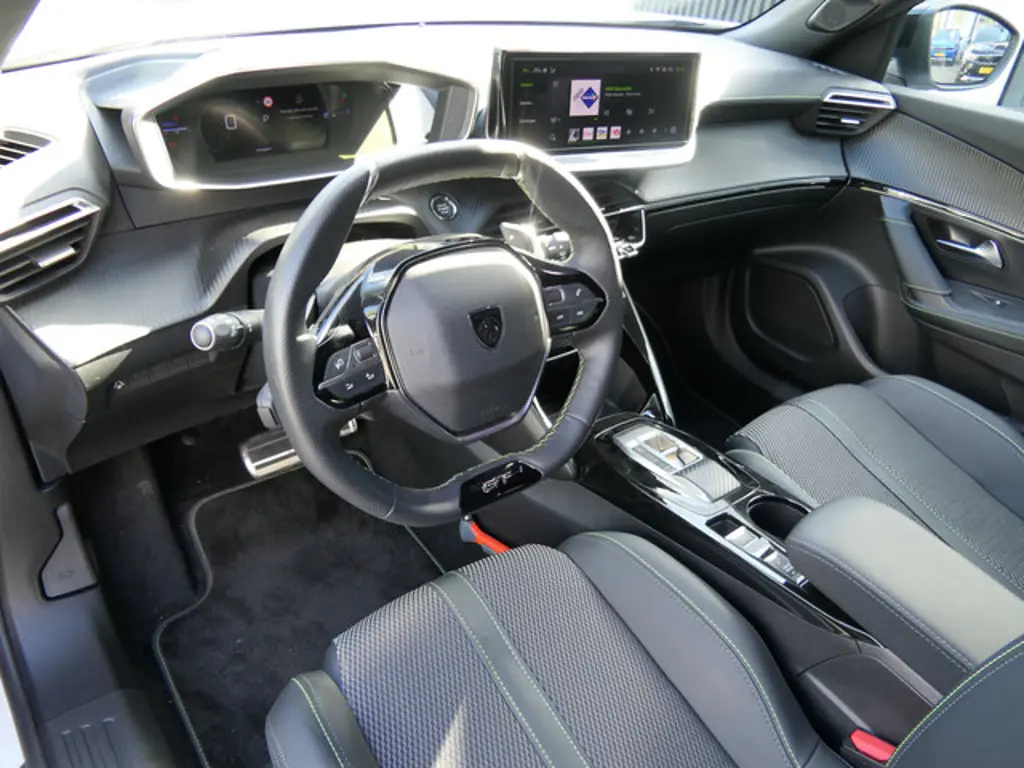 Peugeot 2008 3