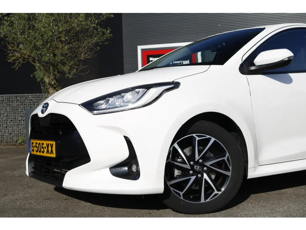 Toyota Yaris 2