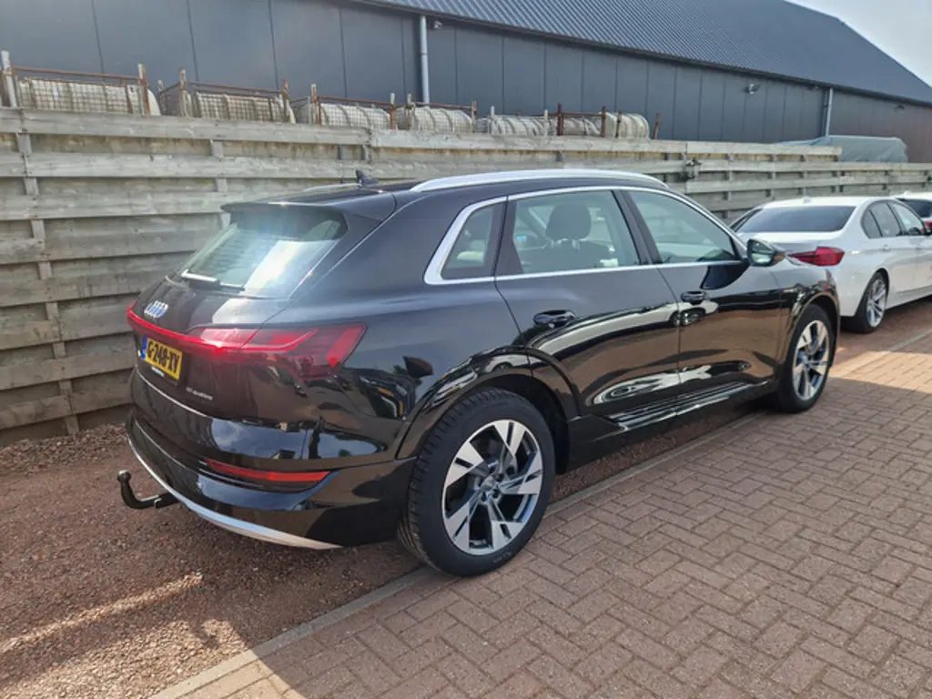 Audi e-tron 2