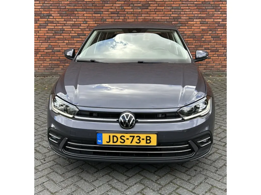 Volkswagen Polo 2