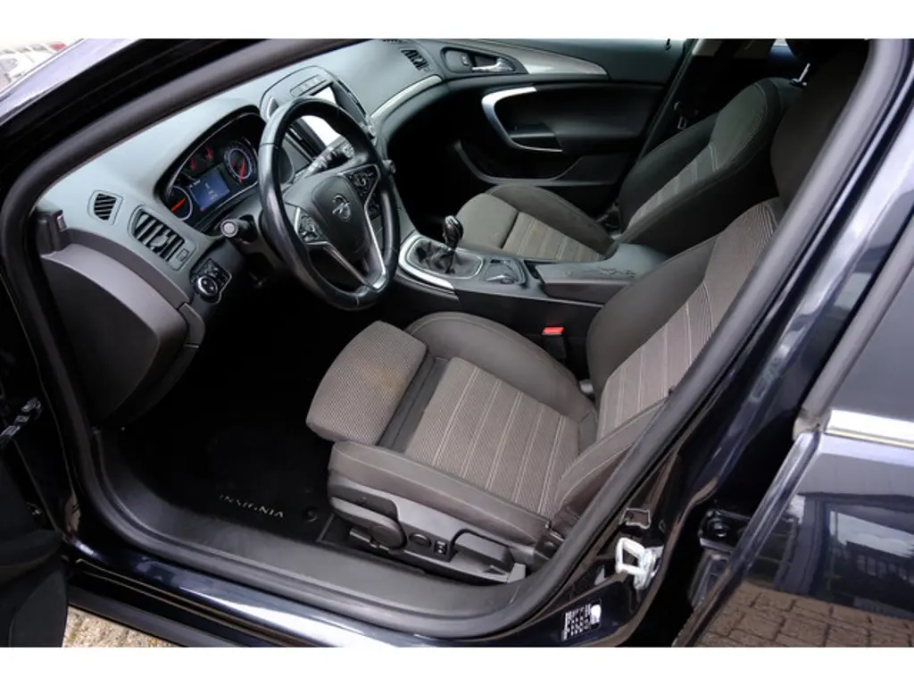 Opel Insignia 2
