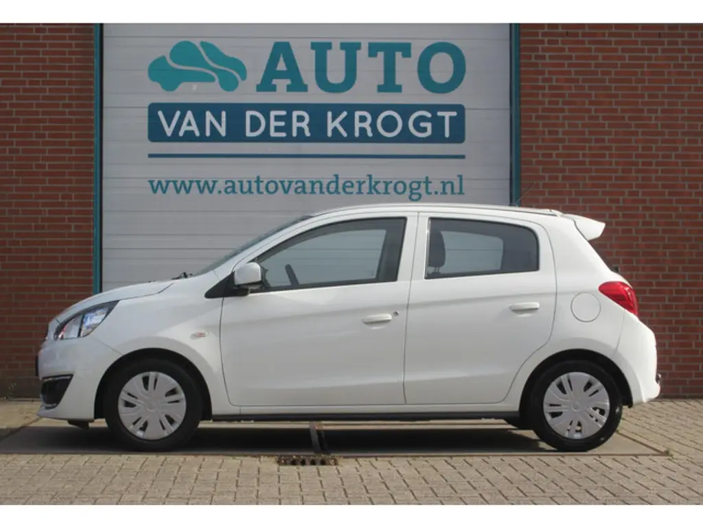 Mitsubishi Space Star 2