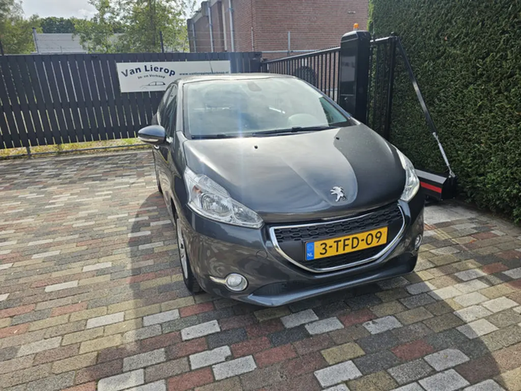 Peugeot 208 3