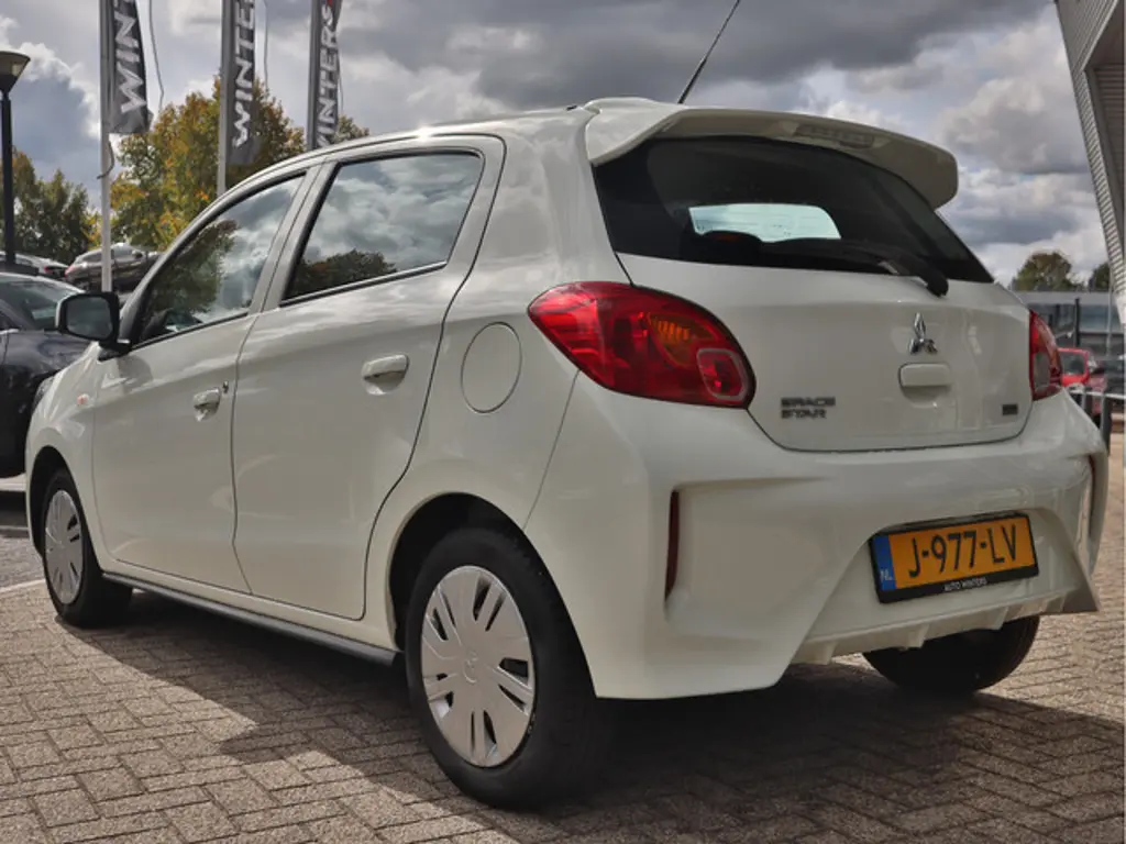 Mitsubishi Space Star 3