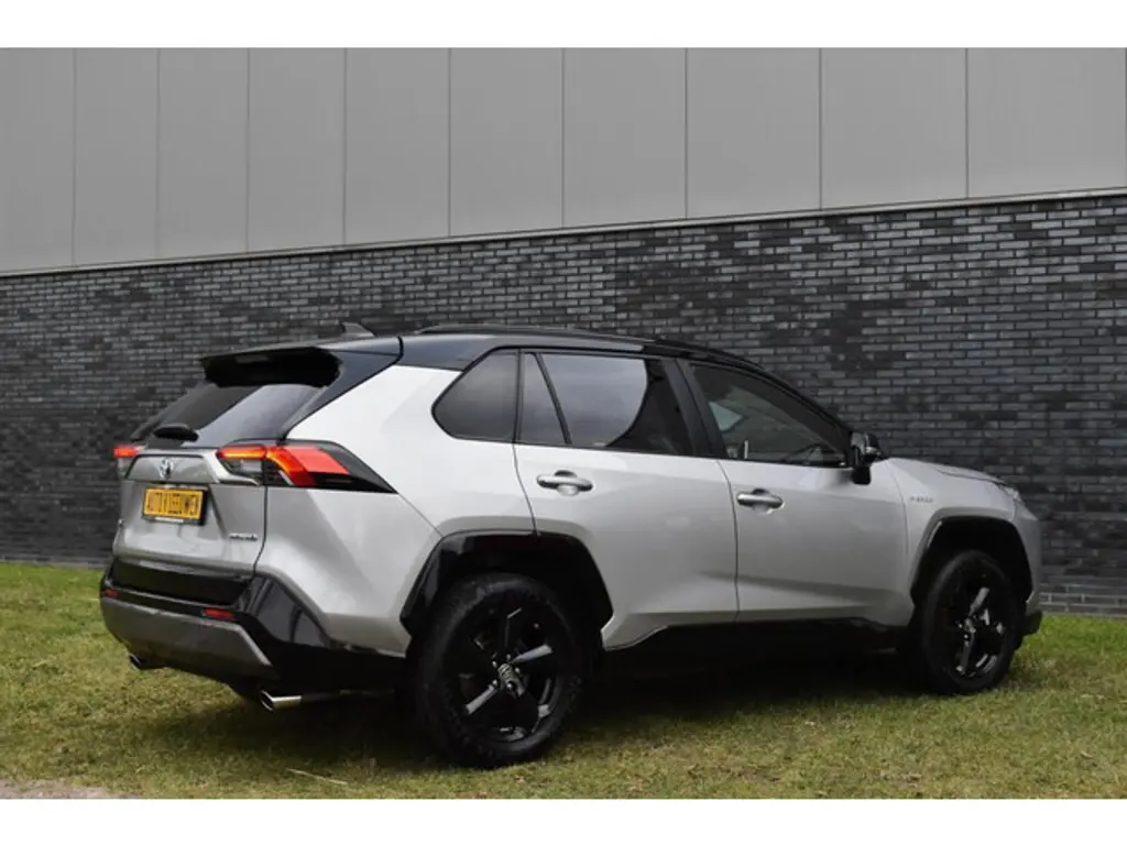 Toyota RAV4 2