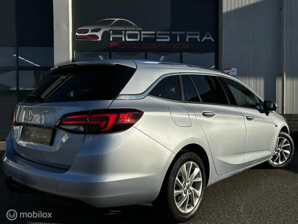 Opel Astra 2