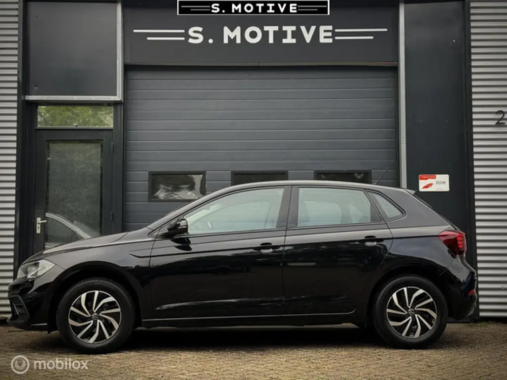 Volkswagen Polo 2