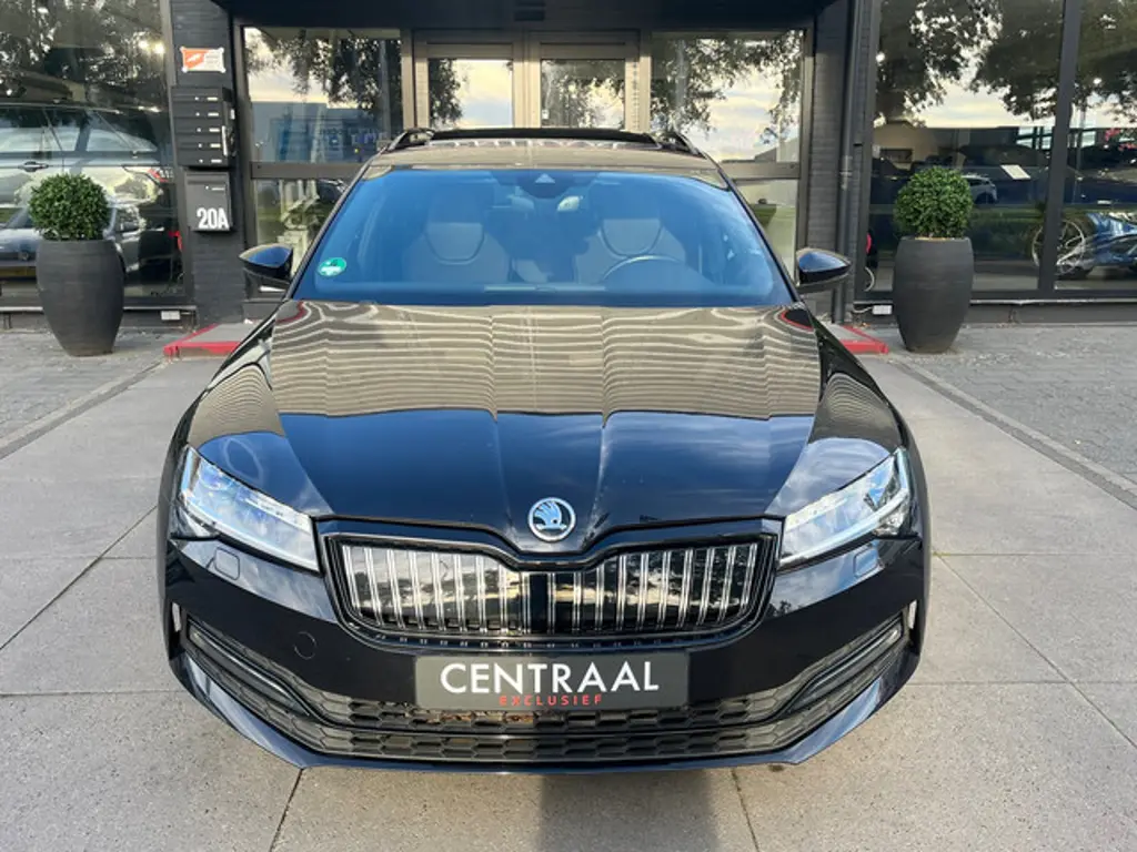 Škoda Superb 2