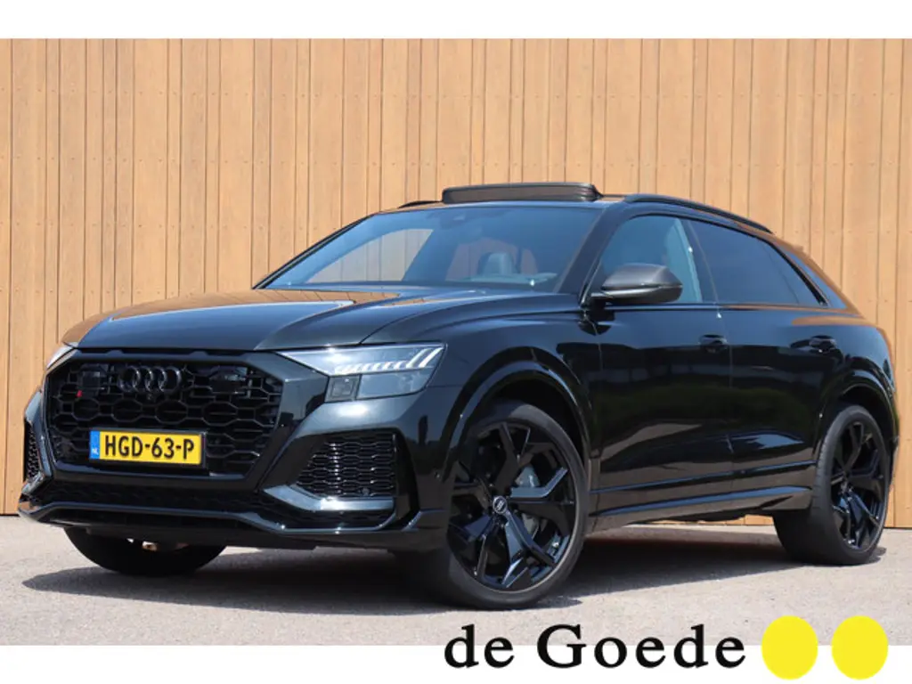 Audi RSQ8