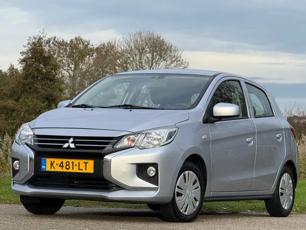 Mitsubishi Space Star 2