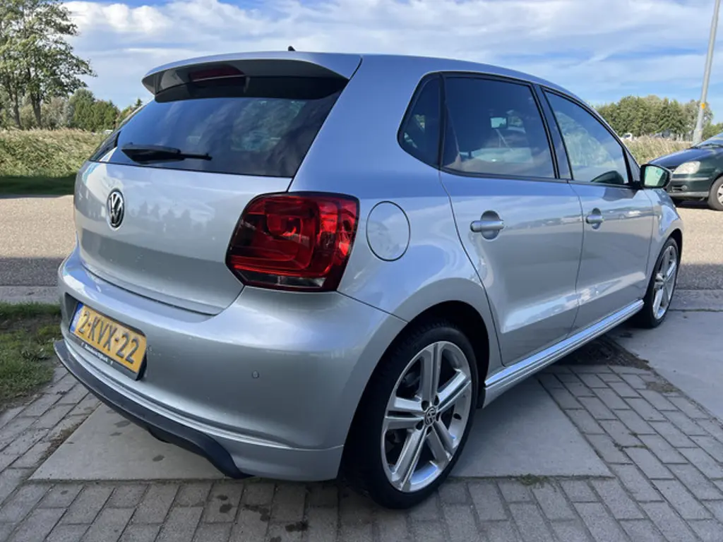 Volkswagen Polo 2