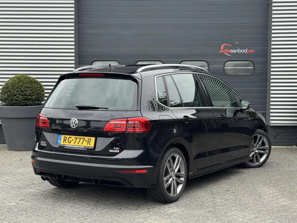 Volkswagen Golf Sportsvan 2