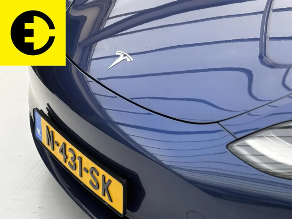 Tesla Model 3 2