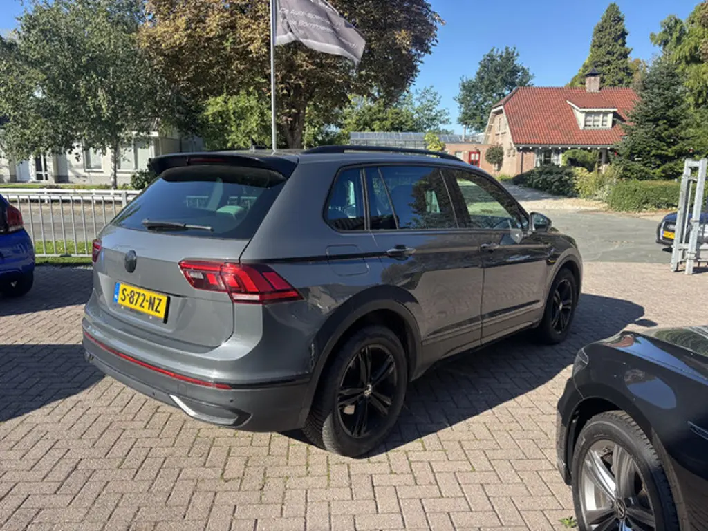 Volkswagen Tiguan 2