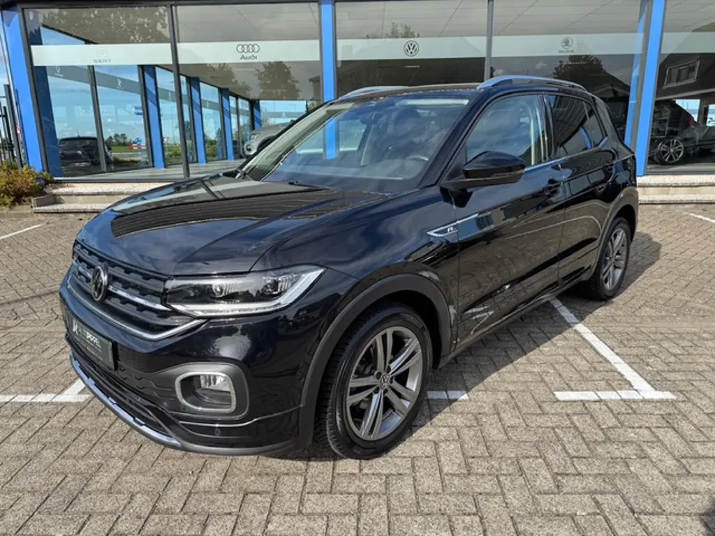 Volkswagen T-Cross 2