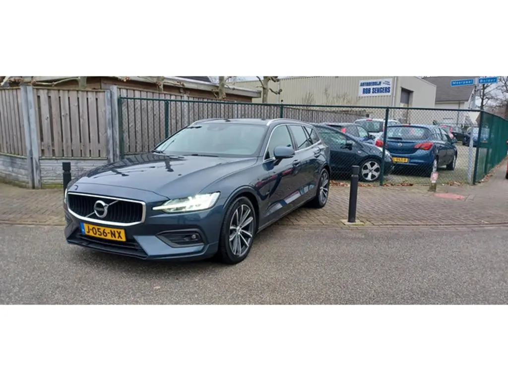 Volvo V60 2