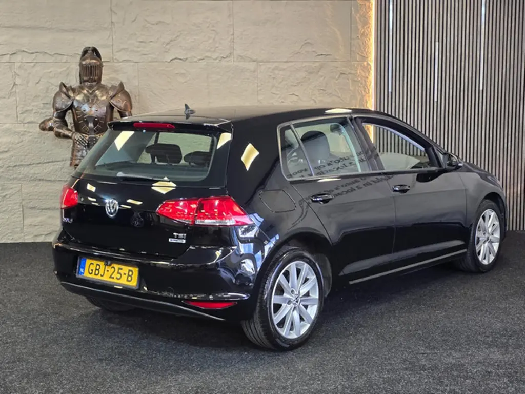 Volkswagen Golf 2