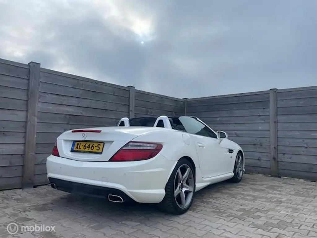 Mercedes-Benz SLK 2
