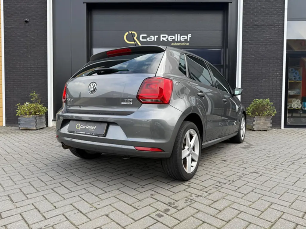 Volkswagen Polo 2