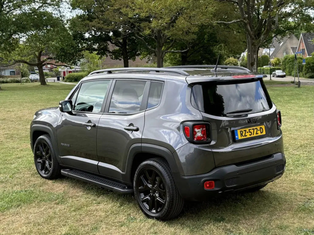 Jeep Renegade 3