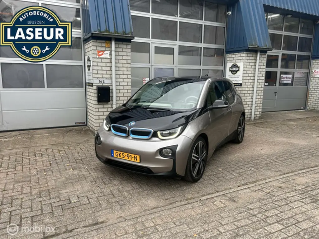 BMW i3