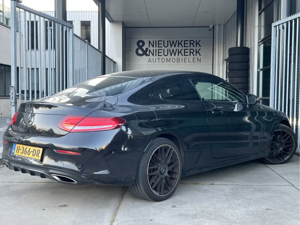 Mercedes-Benz C-Klasse 2