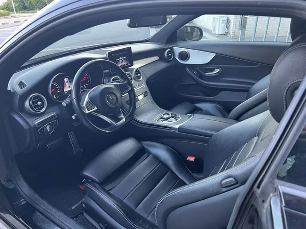 Mercedes-Benz C-Klasse 3