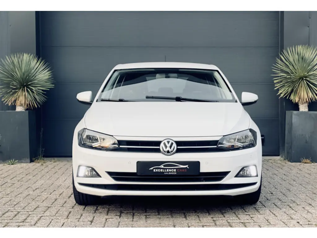 Volkswagen Polo 2