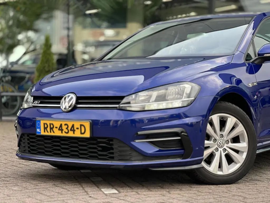 Volkswagen Golf 2