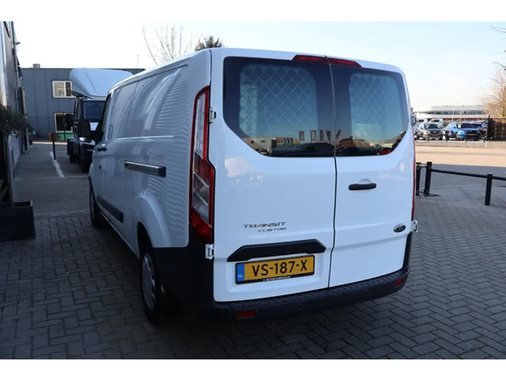 Ford Transit Custom 2