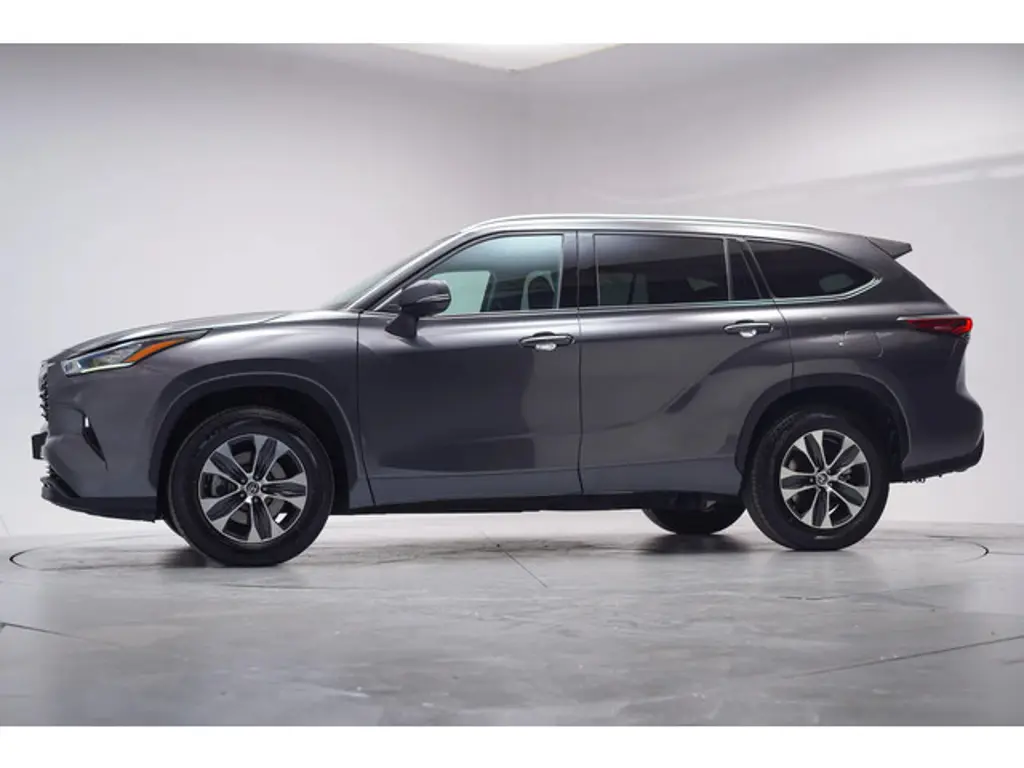 Toyota Highlander 2