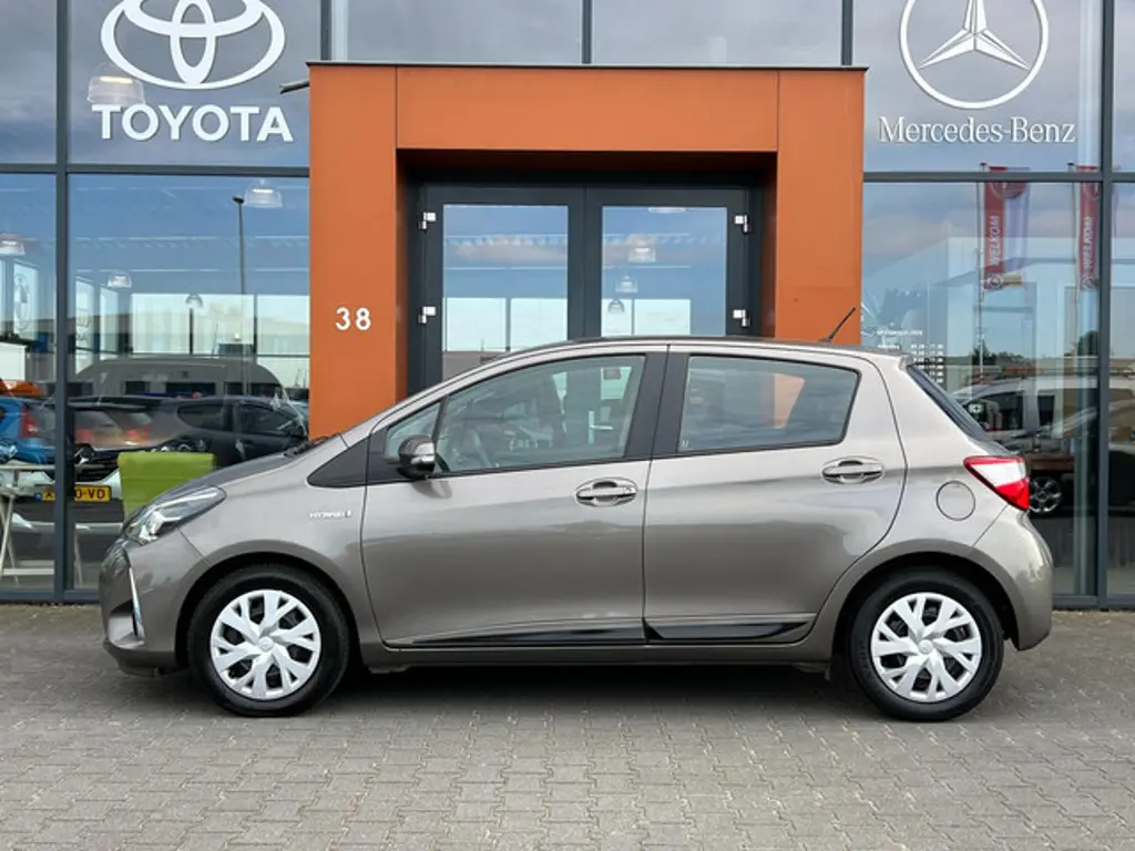 Toyota Yaris 2