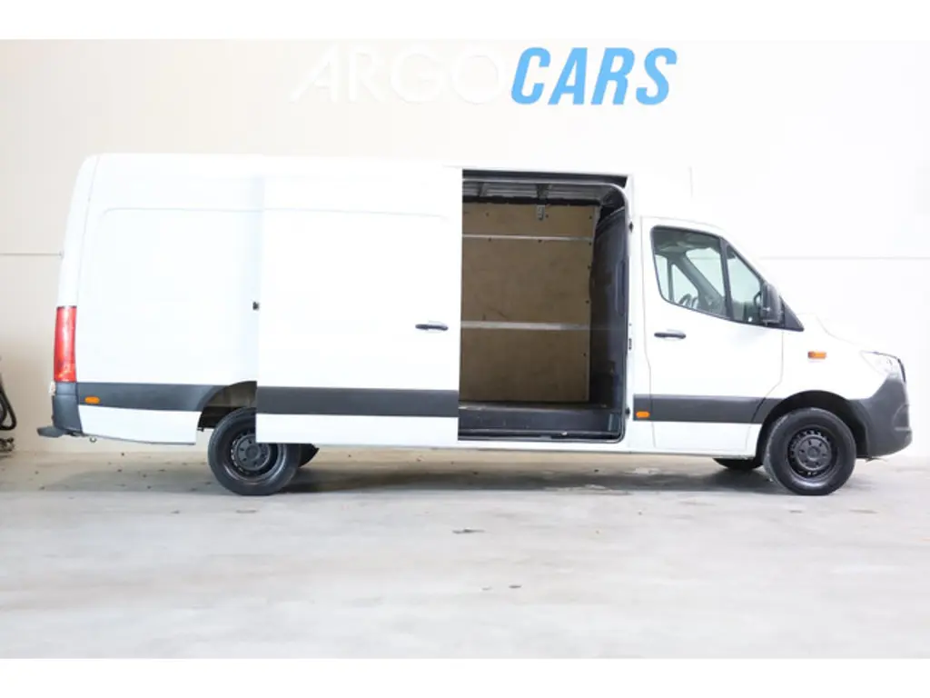 Mercedes-Benz Sprinter 3