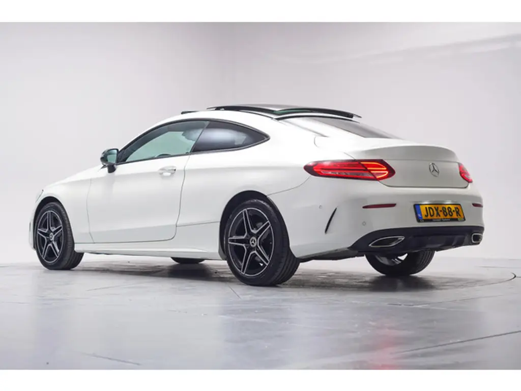 Mercedes-Benz C-Klasse 3