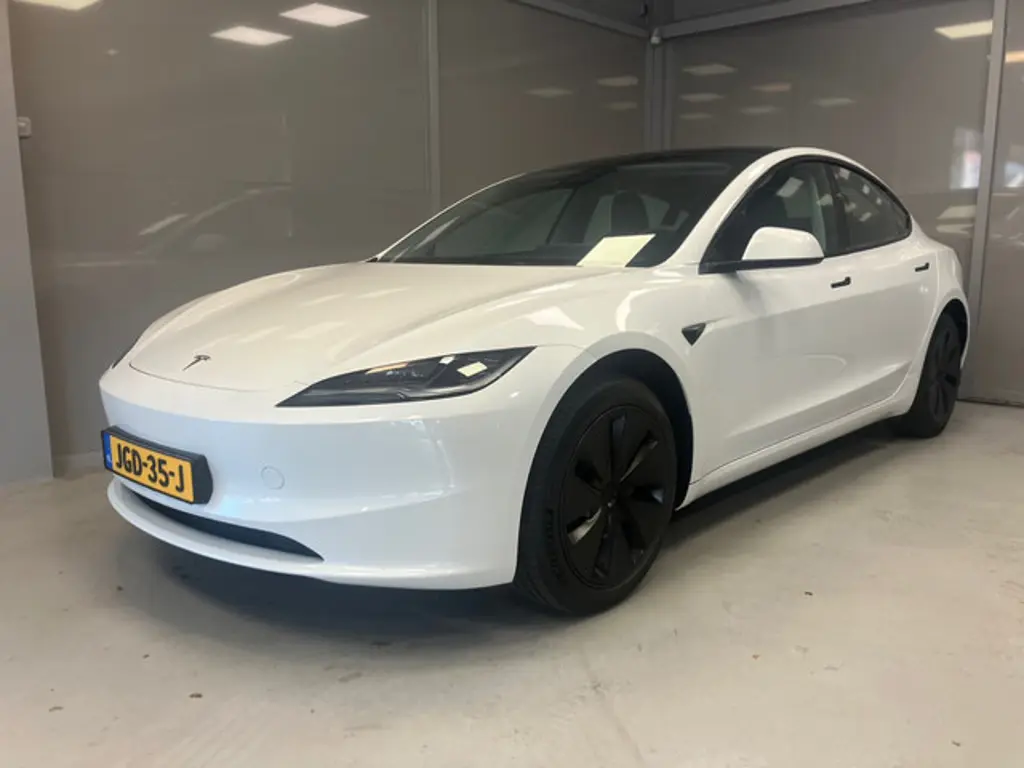 Tesla Model 3 3