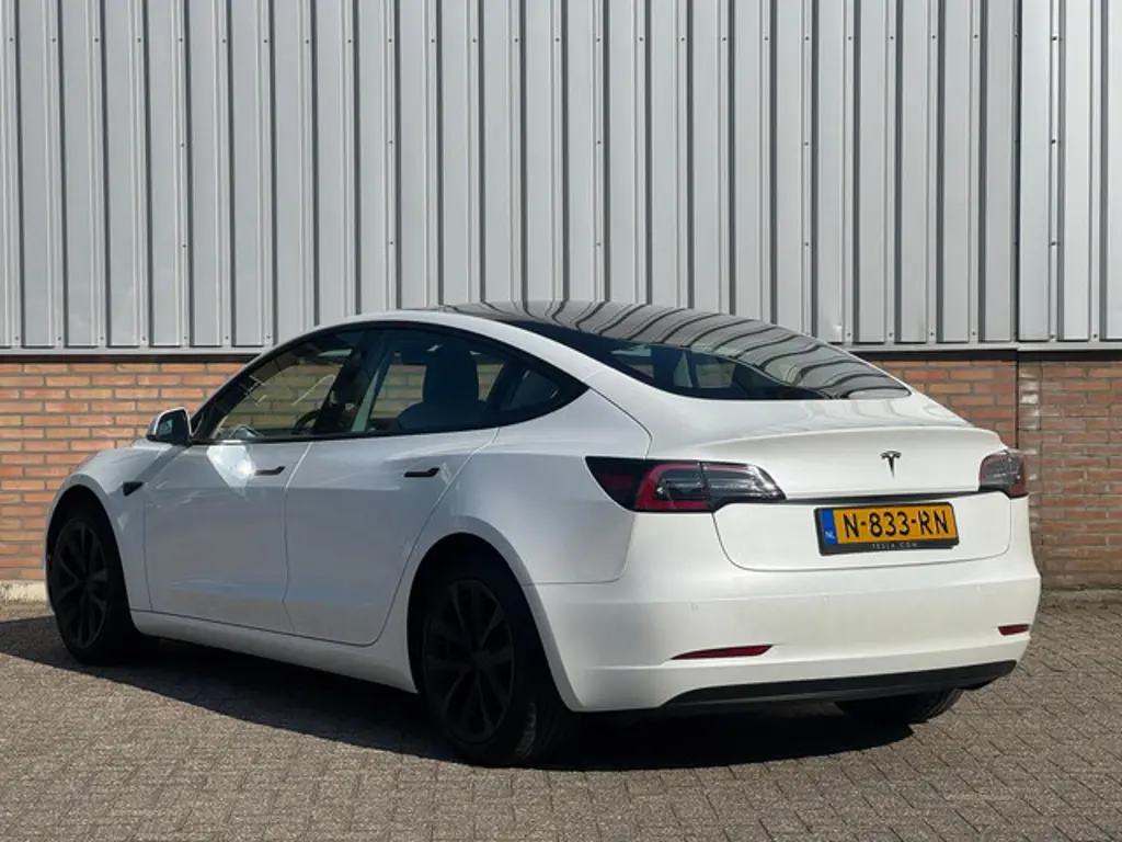 Tesla Model 3 3