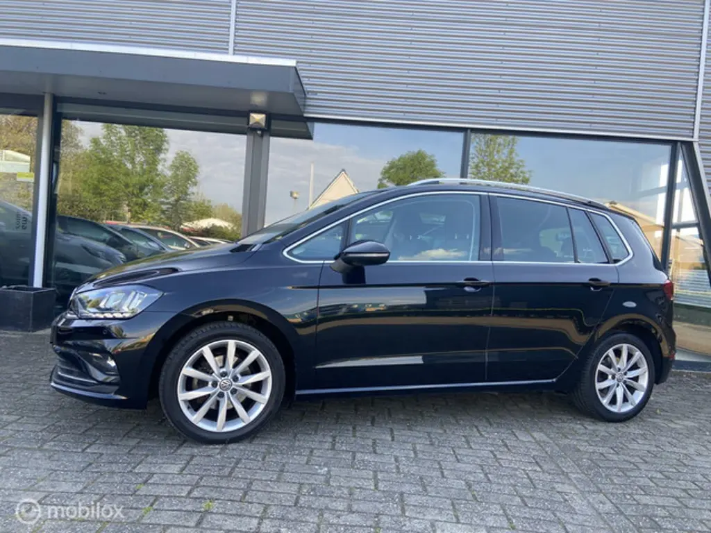 Volkswagen Golf Sportsvan 2