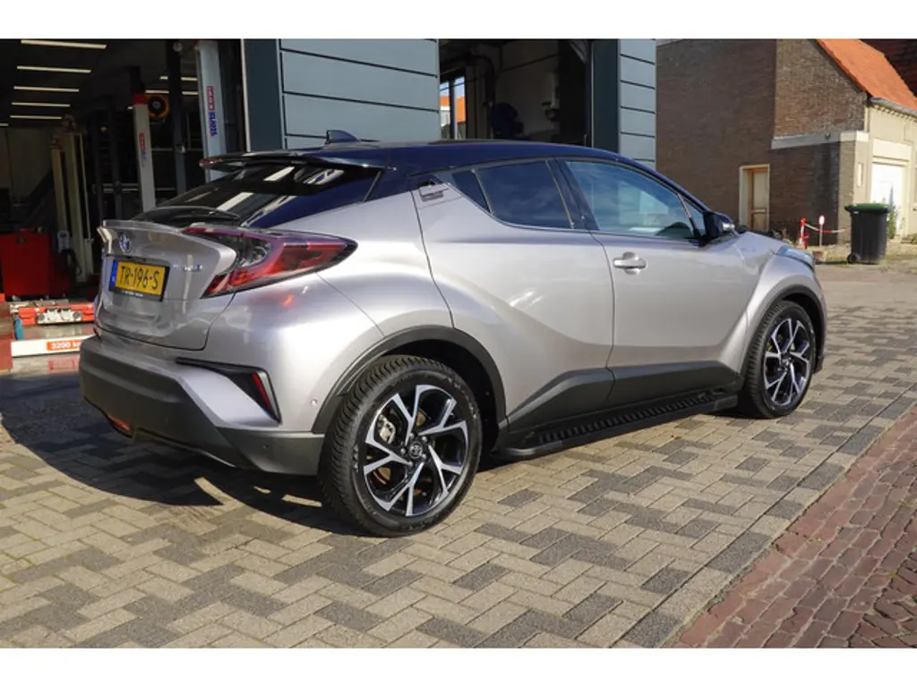 Toyota C-HR 3