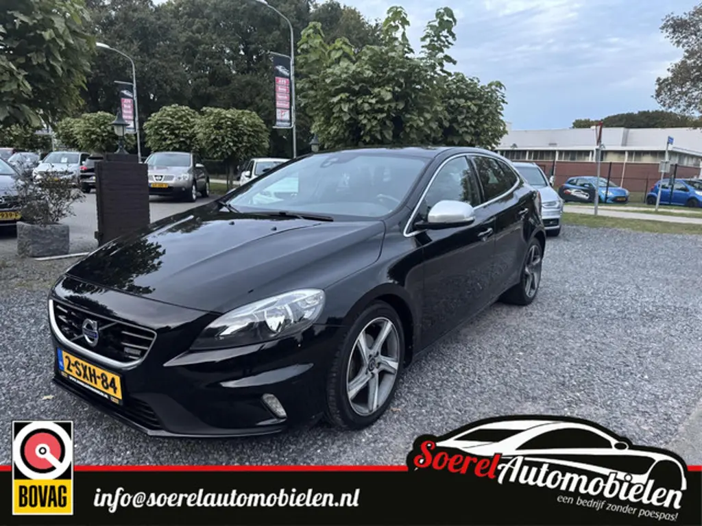 Volvo V40
