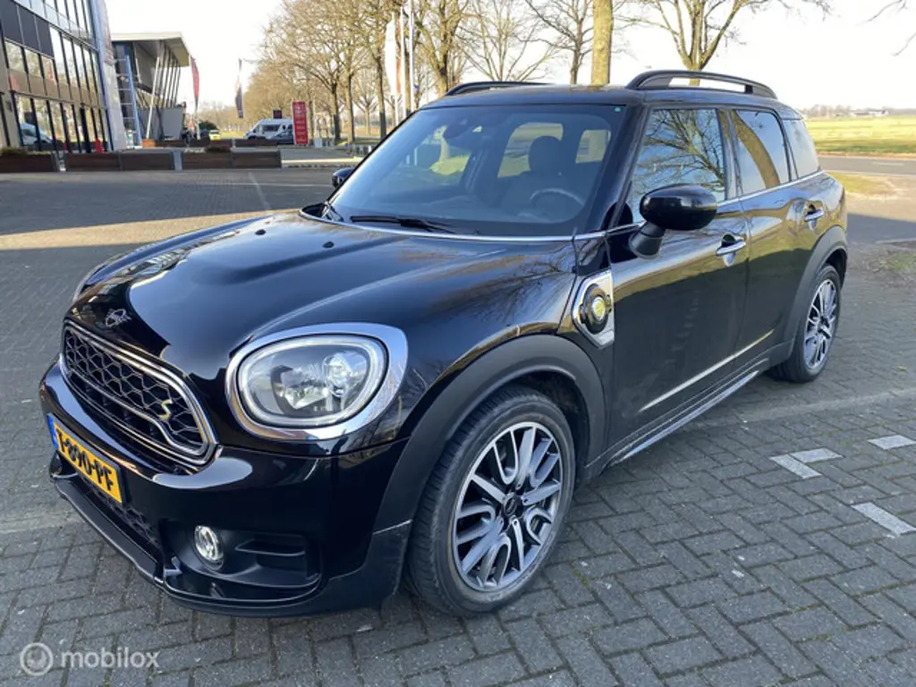 MINI Countryman 2