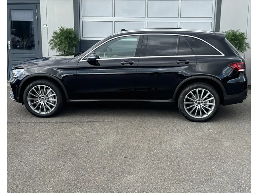 Mercedes-Benz GLC 3