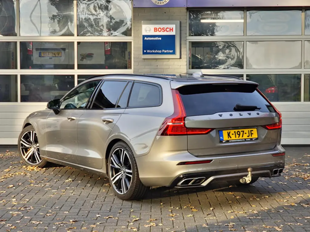 Volvo V60 2