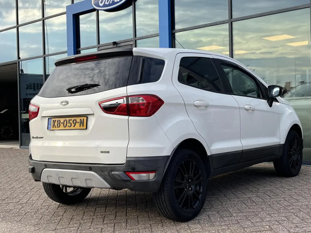 Ford EcoSport 2