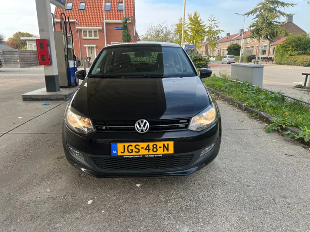 Volkswagen Polo 2