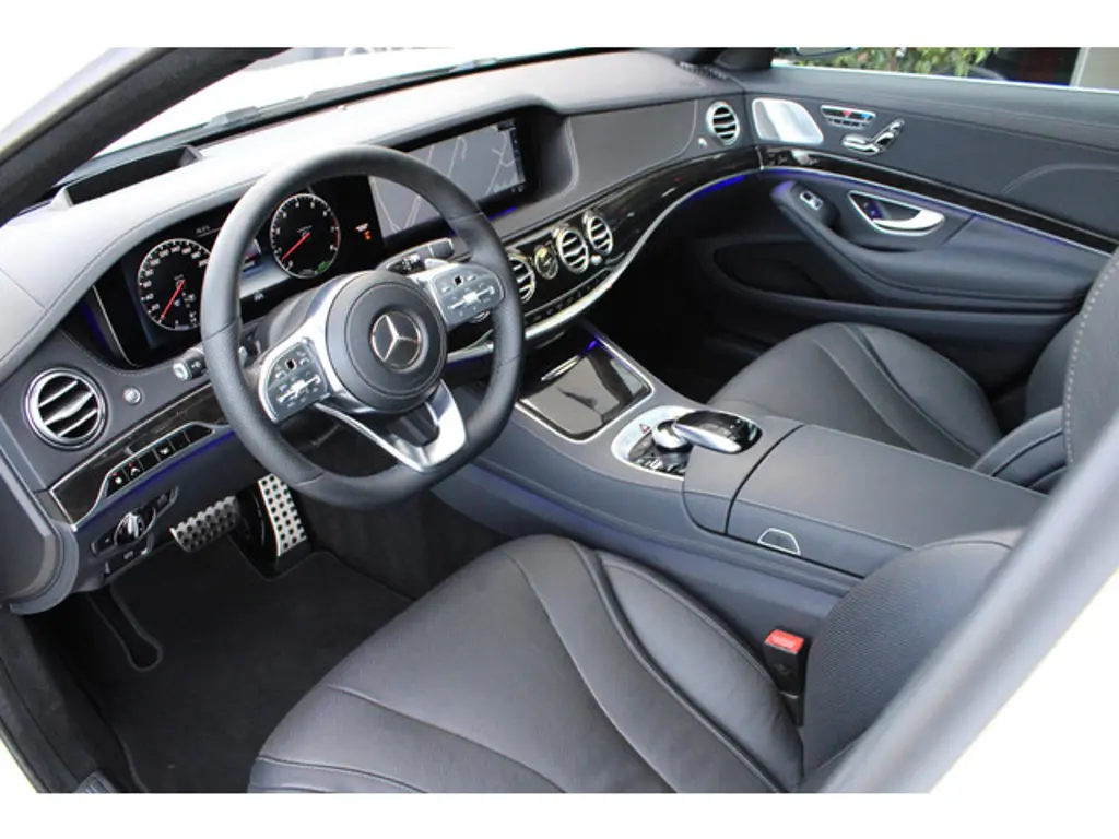 Mercedes-Benz S-Klasse 2