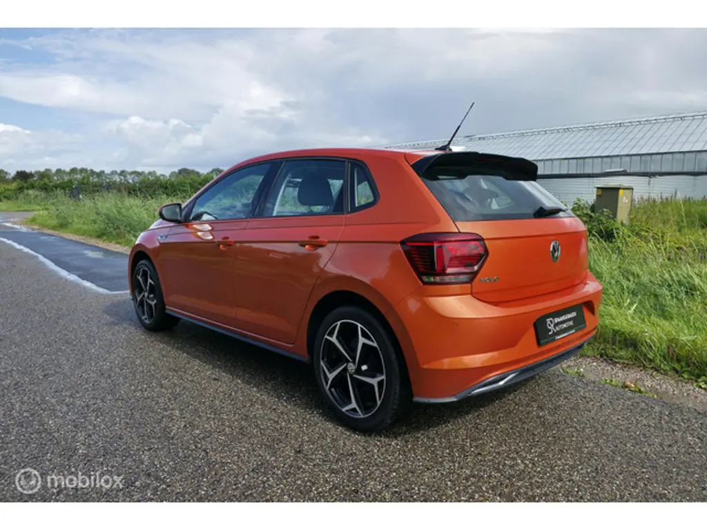 Volkswagen Polo 2