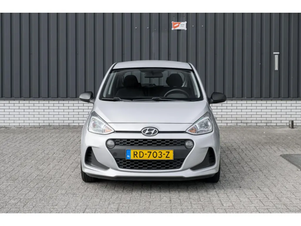 Hyundai i10 3