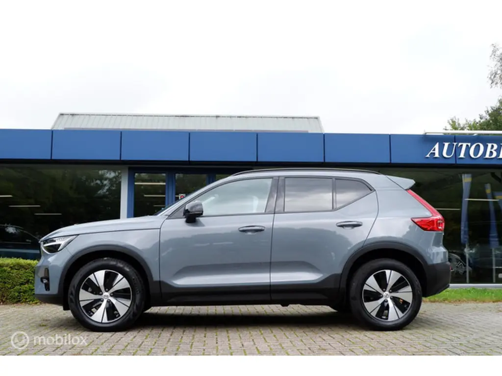 Volvo XC40 3