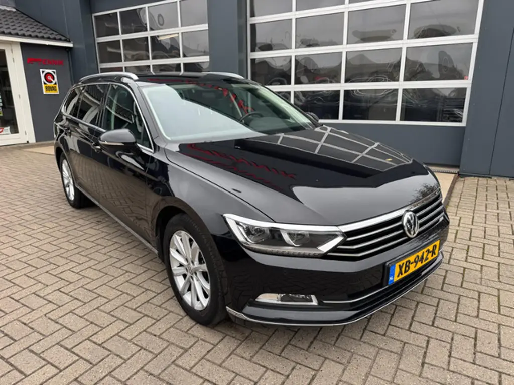 Volkswagen Passat 2